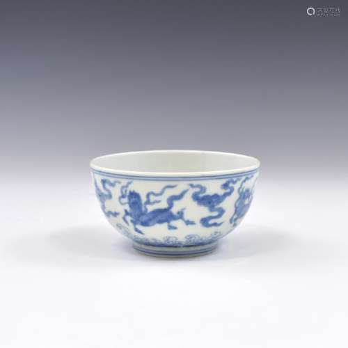 CHENGHUA BLUE & WHITE QILIN BOWL