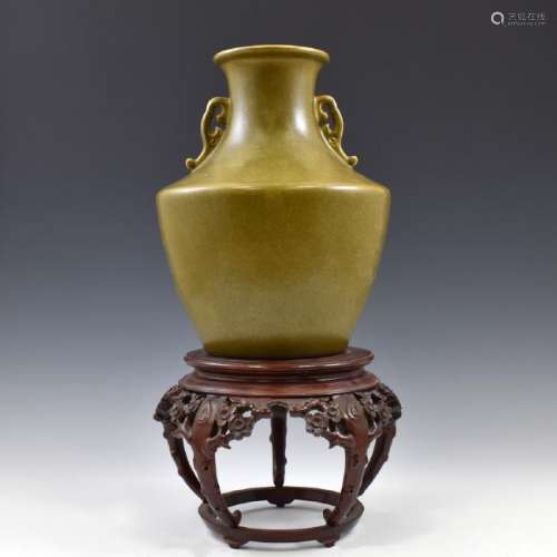 QIANLONG TEA DUST GLAZED ZUN VASE ON STAND