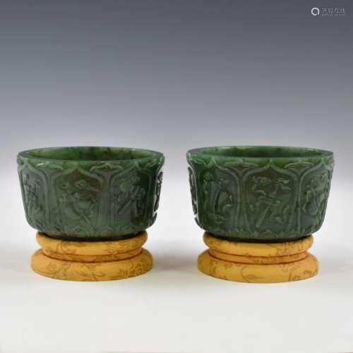 PAIR OF GREEN JADE CENSERS ON STAND