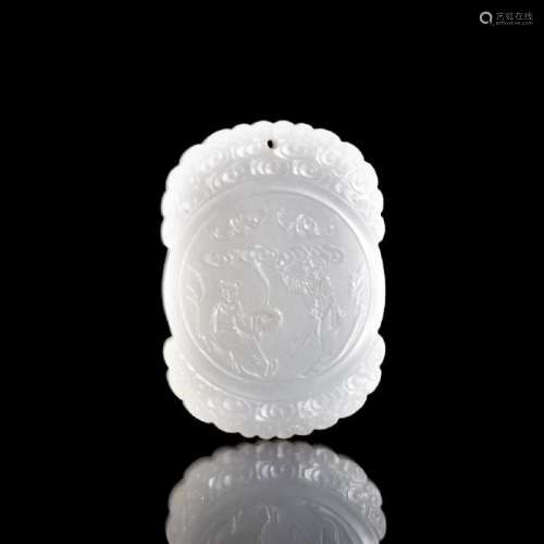 CHINESE WHITE JADE OVAL PENDANT