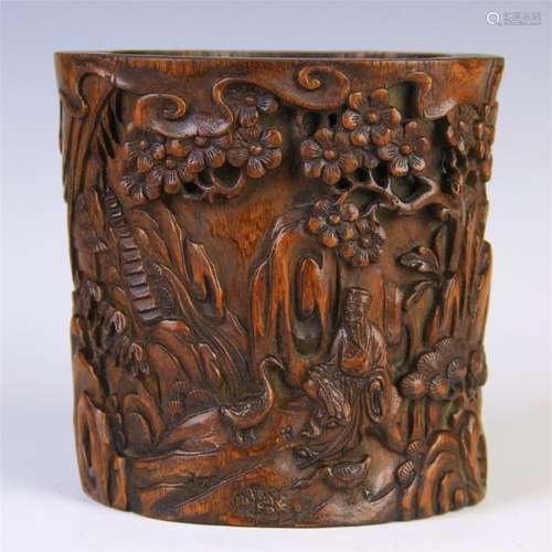 CHINESE AGLAWOOD CARVED MEN UNDER PINE BRUSH POT