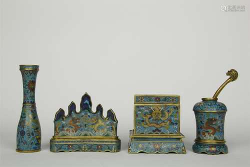 FOUR CHINESE CLOISONNE SCHLOAR'S TABLE ITEMS