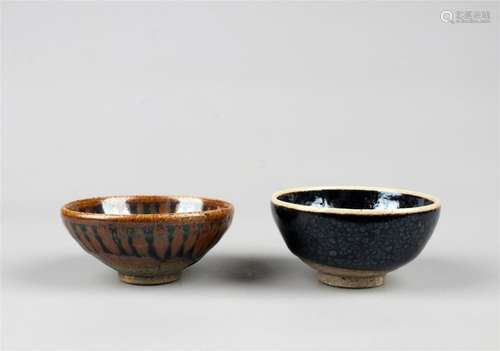 TWO CHINESE PORCELAIN JIANYAO KILN TEA BOWLS