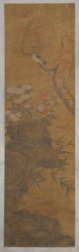 CHINESE SCROLL PAINTING OF BIRDS ON TREE