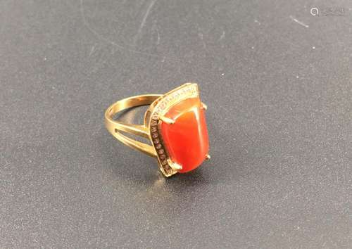 A red coral/diamonds lady ring, marked G18KH