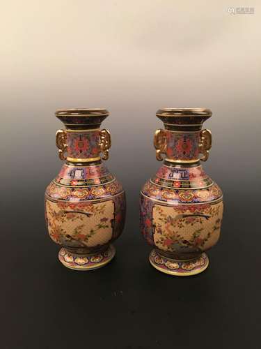 Pair Famille-Rose Birds Vase