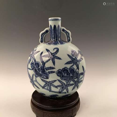 Chinese Blue&White Moon Flask Vase