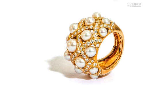 A cultured pearl and diamond 'Matelassé' ring, by Chanel, 1997