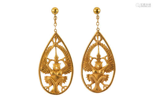 A pair of pendent earrings