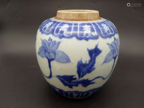 A Blue and White Floral Jar Qing Dynasty