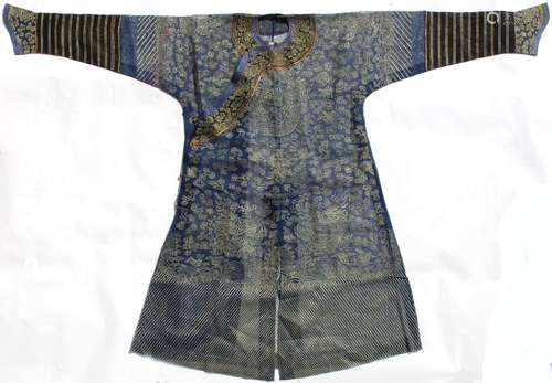 A late 19th / early 20th century Chinese blue gauze summer dragon robe (see illustration).