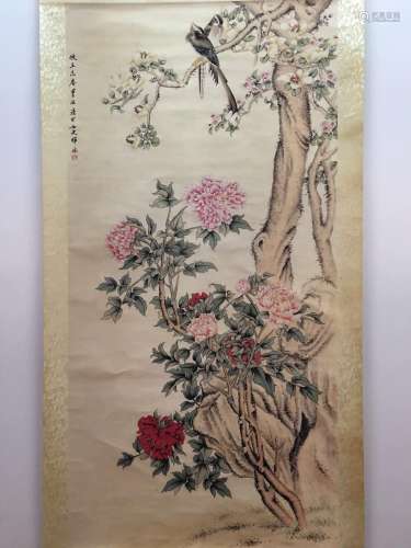 Hanging Scroll of Flowers and Birds Painting