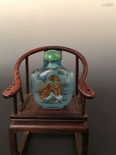 Glass Snuff Bottles with Pictures inside