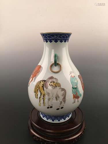 Chinese Porcelain Vase