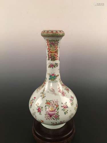 Chinese Famille Rose Galic Vase With Qiang Long Mark