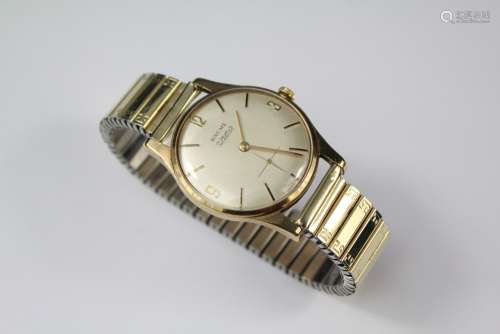 A Gentleman's Baume 9ct Gold 17 Jewel Wrist Watch