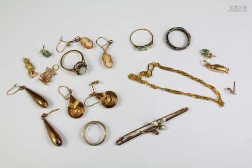 Miscellaneous 9ct Gold Jewellery