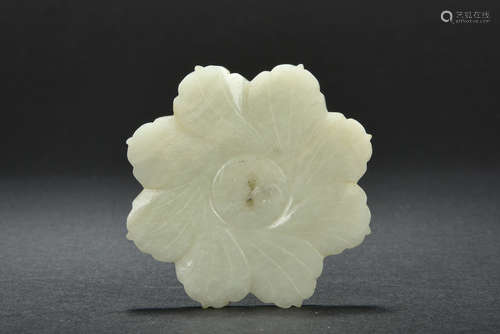 WHITE JADE FLORIFORM PLAQUE