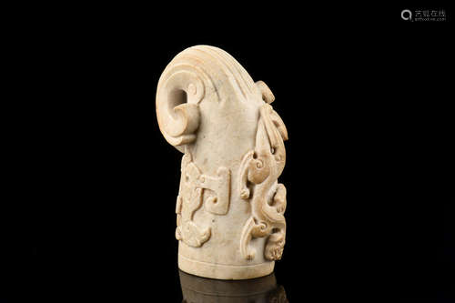 CHICKEN BONE WHITE JADE CARVED ORNAMENT