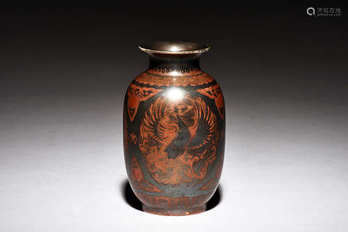 PORCELAIN 'PHOENIX' VASE