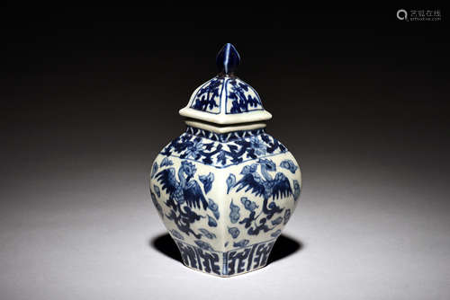 BLUE AND WHITE 'PHOENIX' VASE WITH COVER