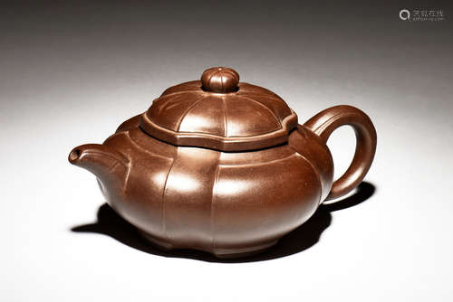 YIXING ZISHA FOUR-LOBED TEAPOT