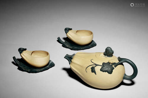 LI HUIFANG: A SET OF DUAN CLAY TEAPOT SET