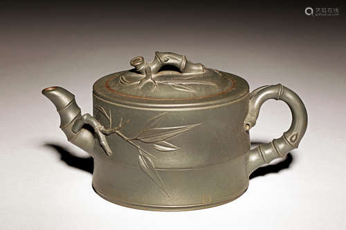 YIXING ZISHA 'BAMBOO SECTION' TEAPOT