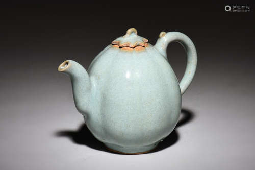 JUN WARE MELON SHAPED EWER