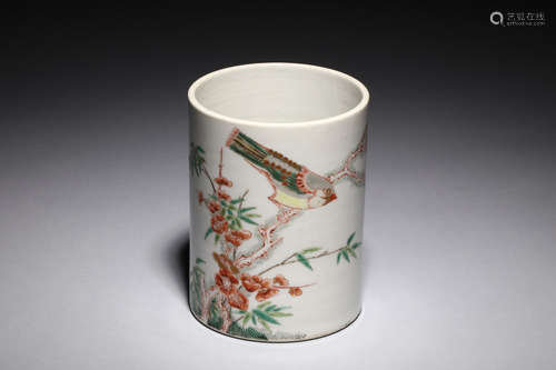 JING AN: FAMILLE ROSE BRUSH POT