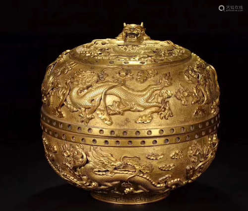 A GILT BRONZE DRAGON PATTERN BOX