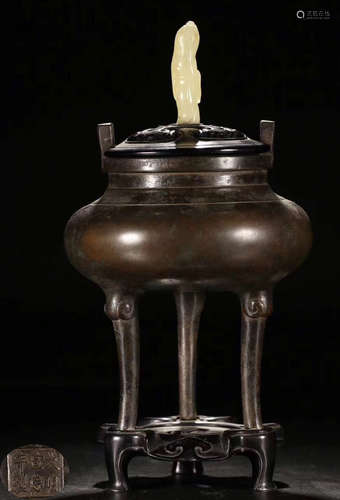 A BRONZE CASTED DOUBLE EAR TRIPOD CENSER