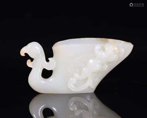 A WHITE JADE CARVED PHOENIX SHAPED PEN WASHER