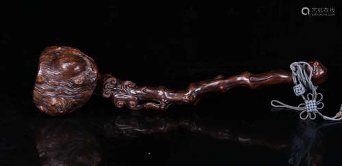 AN OLD HUALI WOOD CARVED AUSPICIOUS PATTERN RUYI