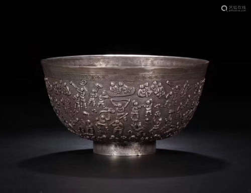 A GILT SILVER CHILDREN PATTERN BOWL