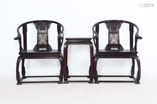 17-19TH CENTURY, A PAIR OF ROSEWOOD CHAIRS, QING DYNASTY