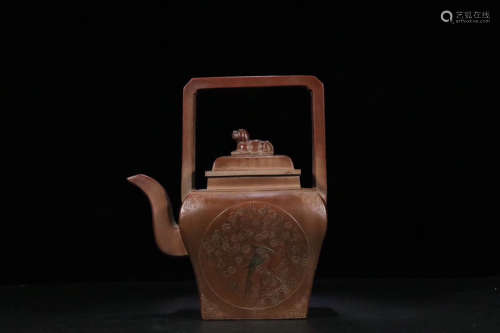 17-19TH CENTURY, A FLORAL AND BIRD PATTERN LIFTING-HANDLE TEAPOT, QING DYNASTY