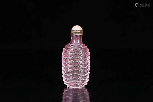 17-19TH CENTURY, AN OLD COLOURED GLAZE SNUFF BOTTLE, QING DYNASTY