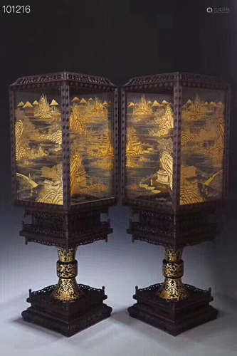 A PAIR OF  IMPERIAL STYLE ROSEWOOD LAMPS