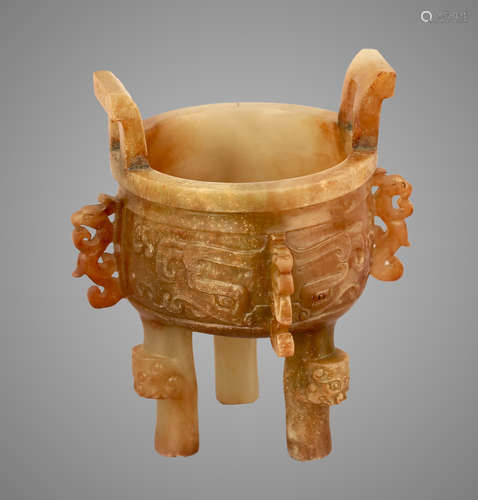 206 BC-220 AD, A PHOENIX PATTERN TRIPOD VESSEL, HAN DYNASTY