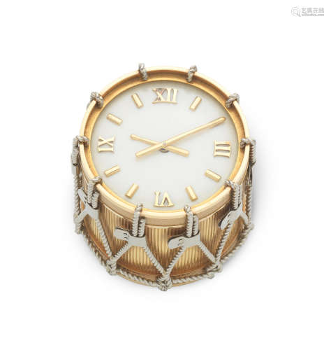 London Hallmark for 1959  An 18K gold timepiece in the form of a drum