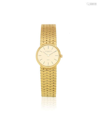 Ref: 60002, Circa 1990  Vacheron Constantin. A lady's 18K gold quartz bracelet watch