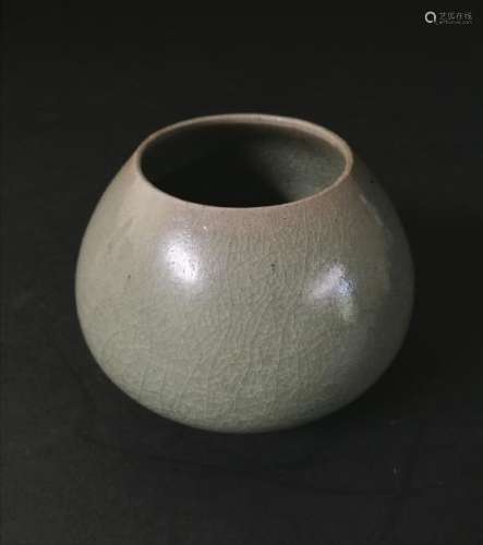 CHINESE SONG DYNASTY CELADON PORCELAIN WATER POT
