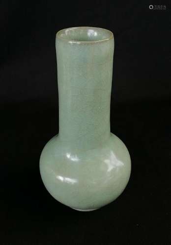 A CHINESE SONG DYNASTY RU KILN STRAIGHT VASE