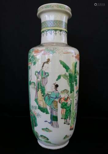 A CHINESE QING DYNASTY FAMILLE VERTE VASE