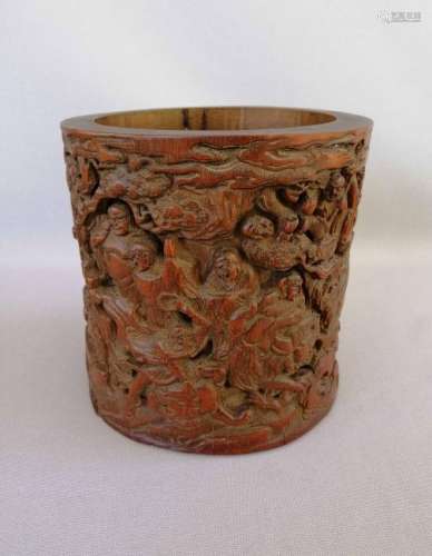 CHINESE QING DYNASTY CARVED BAMBOO BRUSH POT