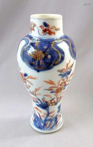 NICE CHINESE QING DYNASTY BLUE AND UNDERGLAZE RED