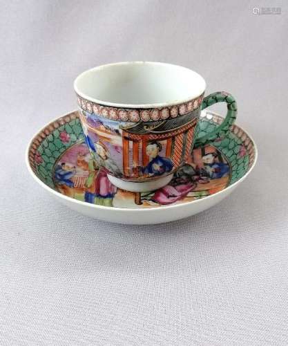 SET OF CHINESE QIAN LONG ROSE FAMILLE CUP AND DISH