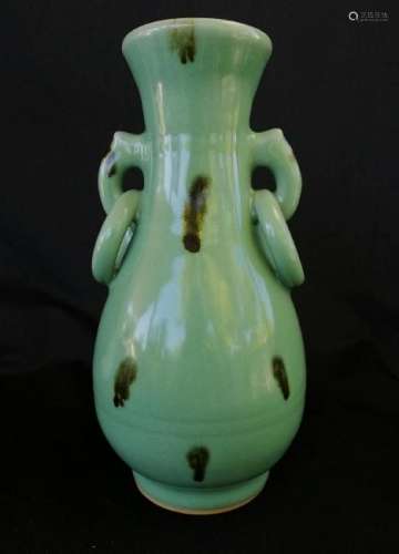 CHINESE SONG DYNASTY LONG QUAN STIPPLING VASE