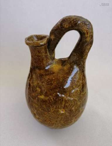 A CHINESE WARRING STATES PERIOD SKINS POT